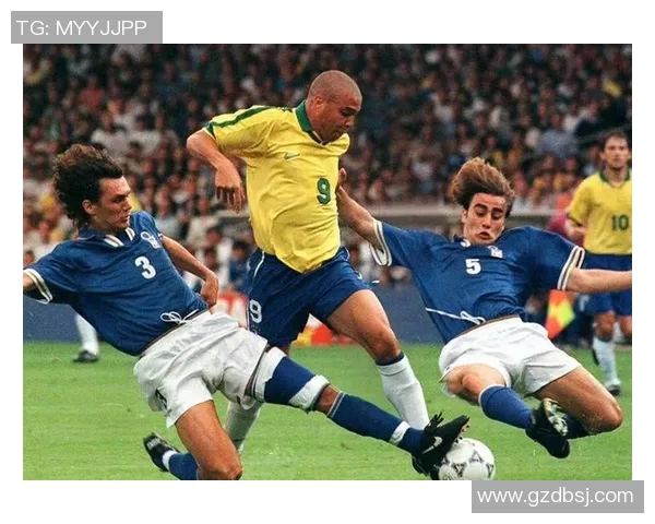 足球明星经典瞬间回顾展现他们的辉煌与激情时刻