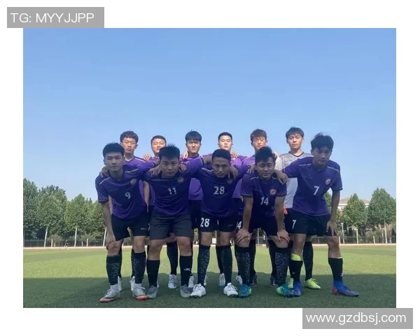 山东职业足球明星阵容全面解析与发展历程回顾 山东职业足球明星阵容全面解析与发展历程回顾