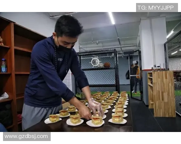 篮球明星的美食之旅探索各国风味与运动营养的完美结合